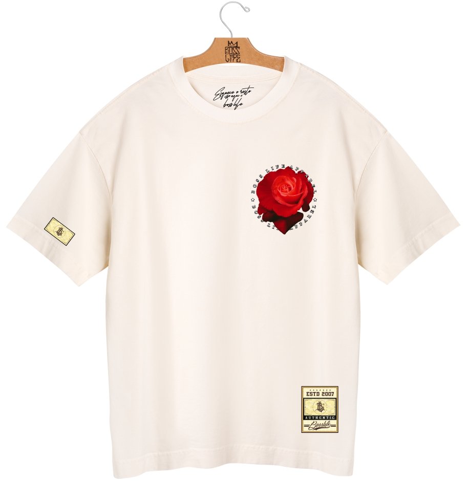 Camiseta Oversized Roses Frente e Costas