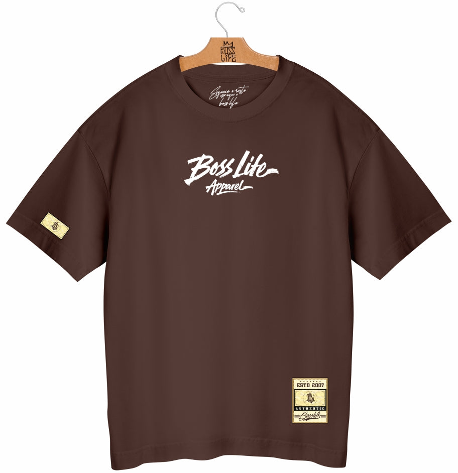 Camiseta Oversized Apparel Brush Boss Life café - frente