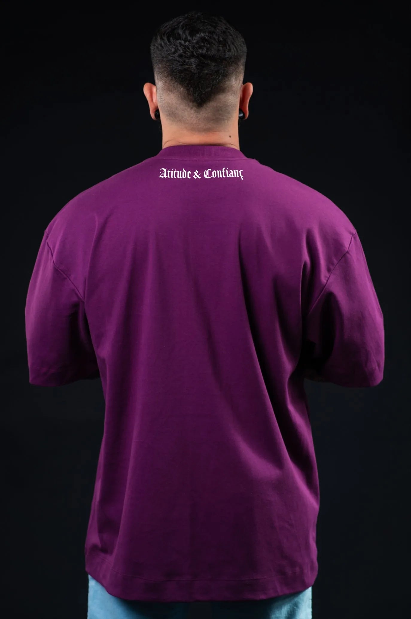 Camiseta Oversized Graffiti Boss Frente e Costas