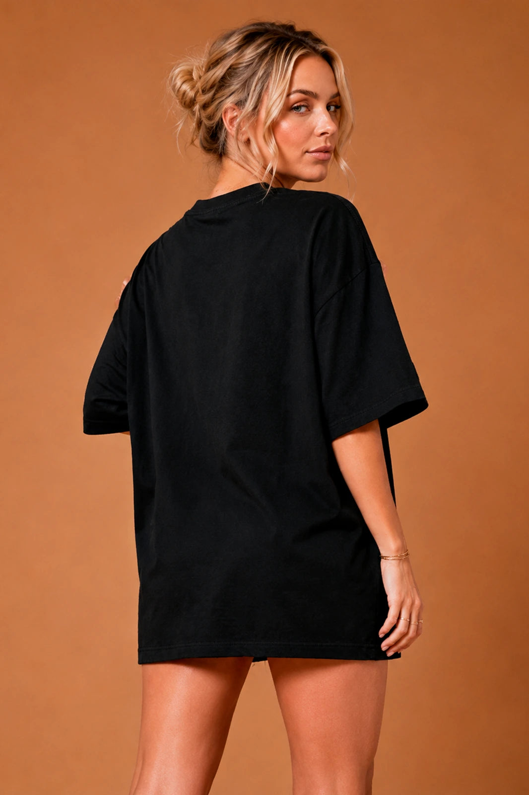 Camiseta oversized feminina Básica Boss Life preta - costas