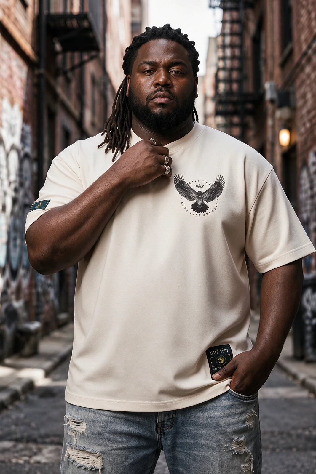 Camiseta Oversized Living Eagle Boss Life - frente off white