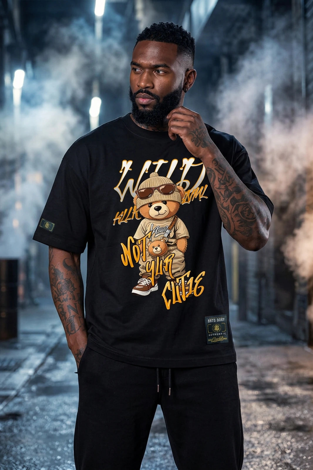 Camiseta Oversized Wild Bear 2 Boss Life - frente preta com urso