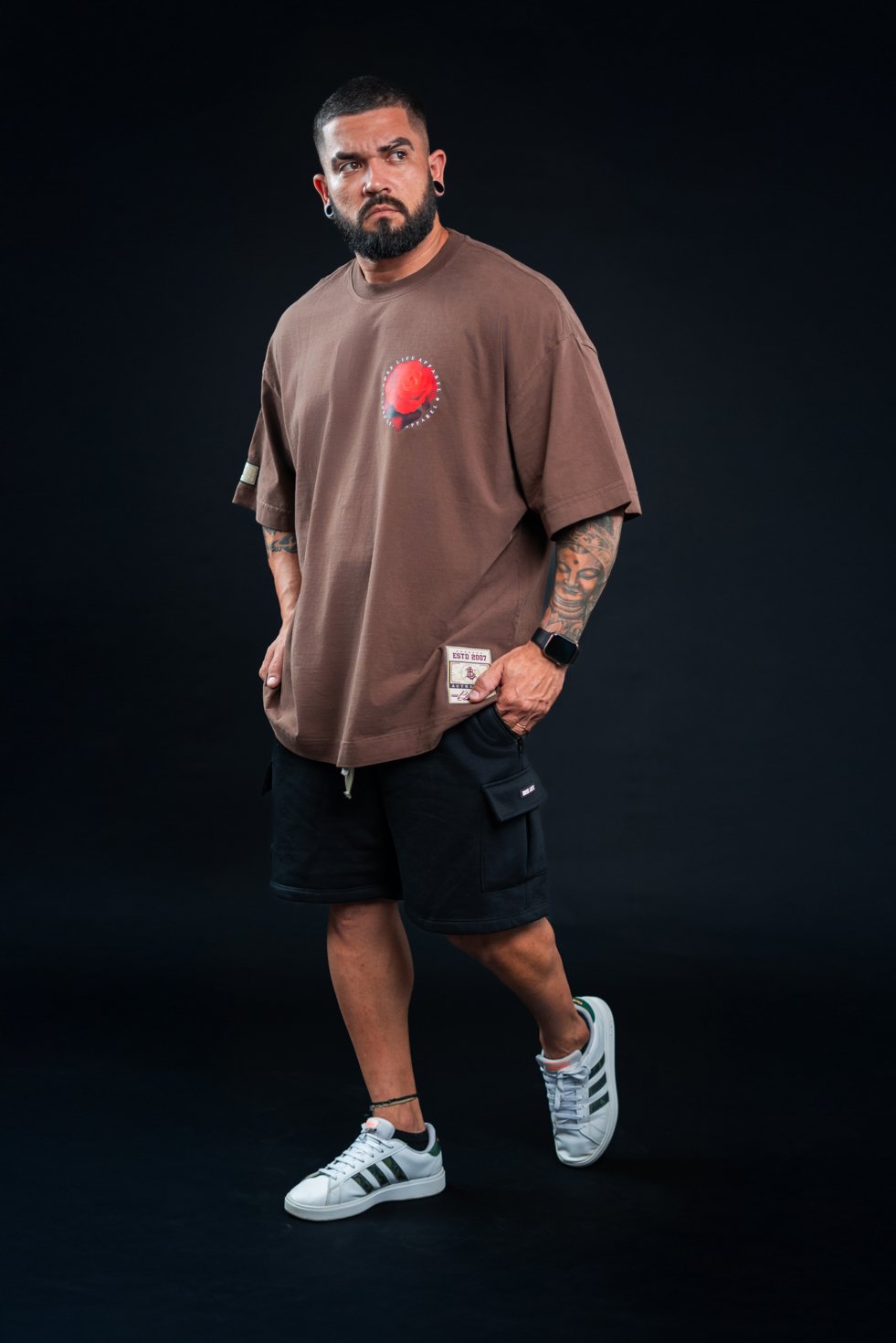 Camiseta Oversized Roses Frente e Costas