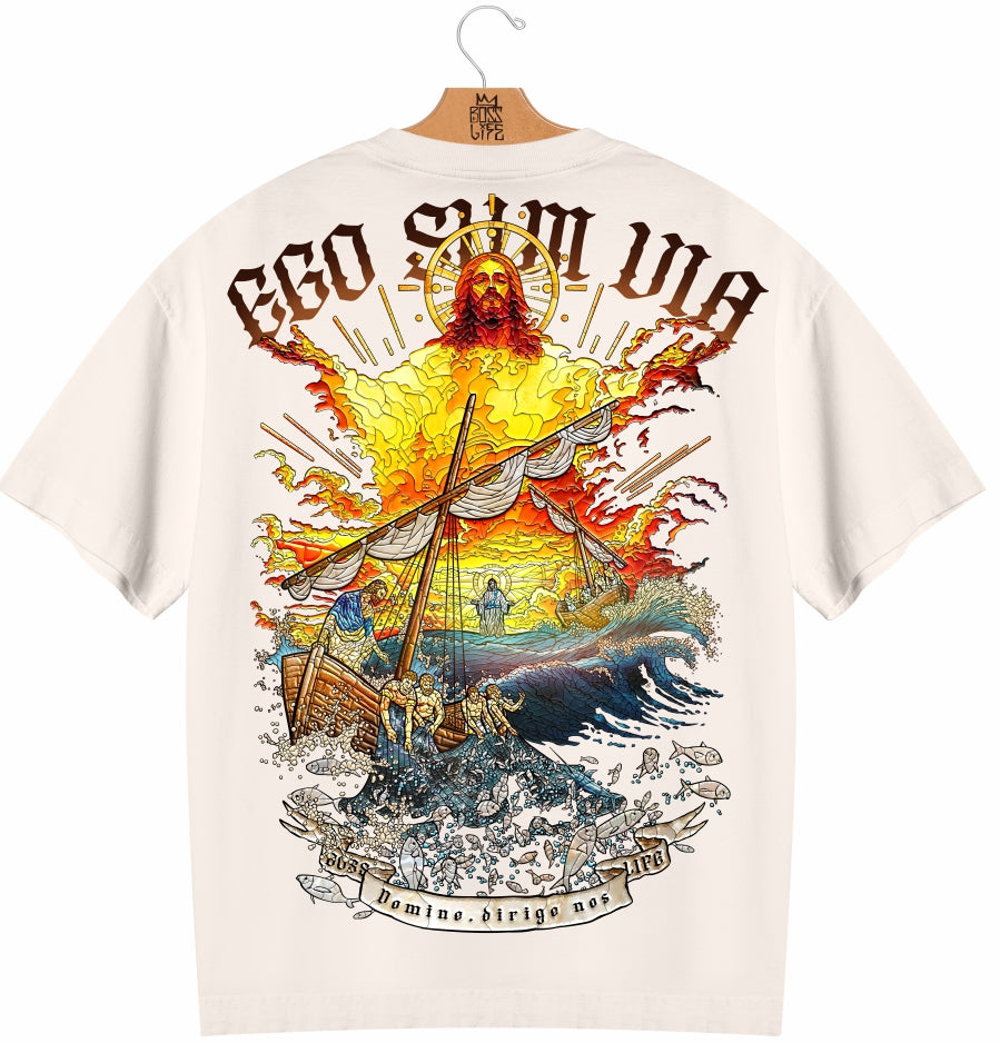 Camiseta Oversized Ego Sum Via Boss Life off white - costas com a ilustração completa