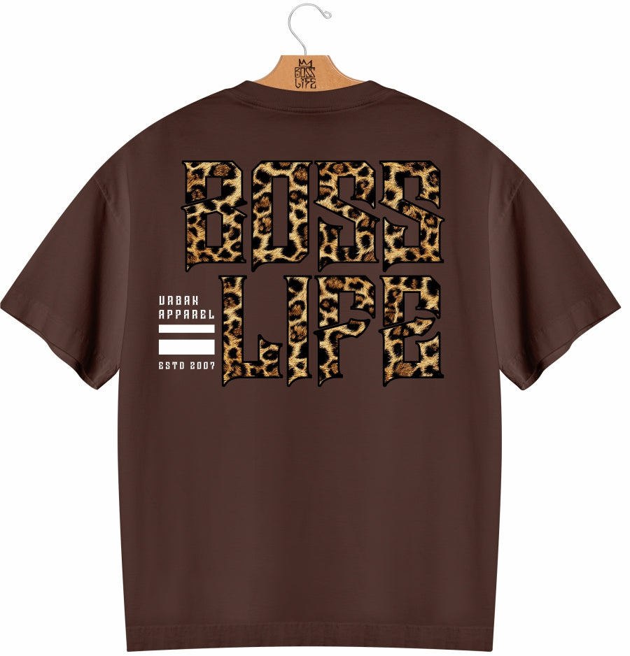 Camiseta Oversized Leopard Urban Boss Life café - costas com lettering em textura de onça