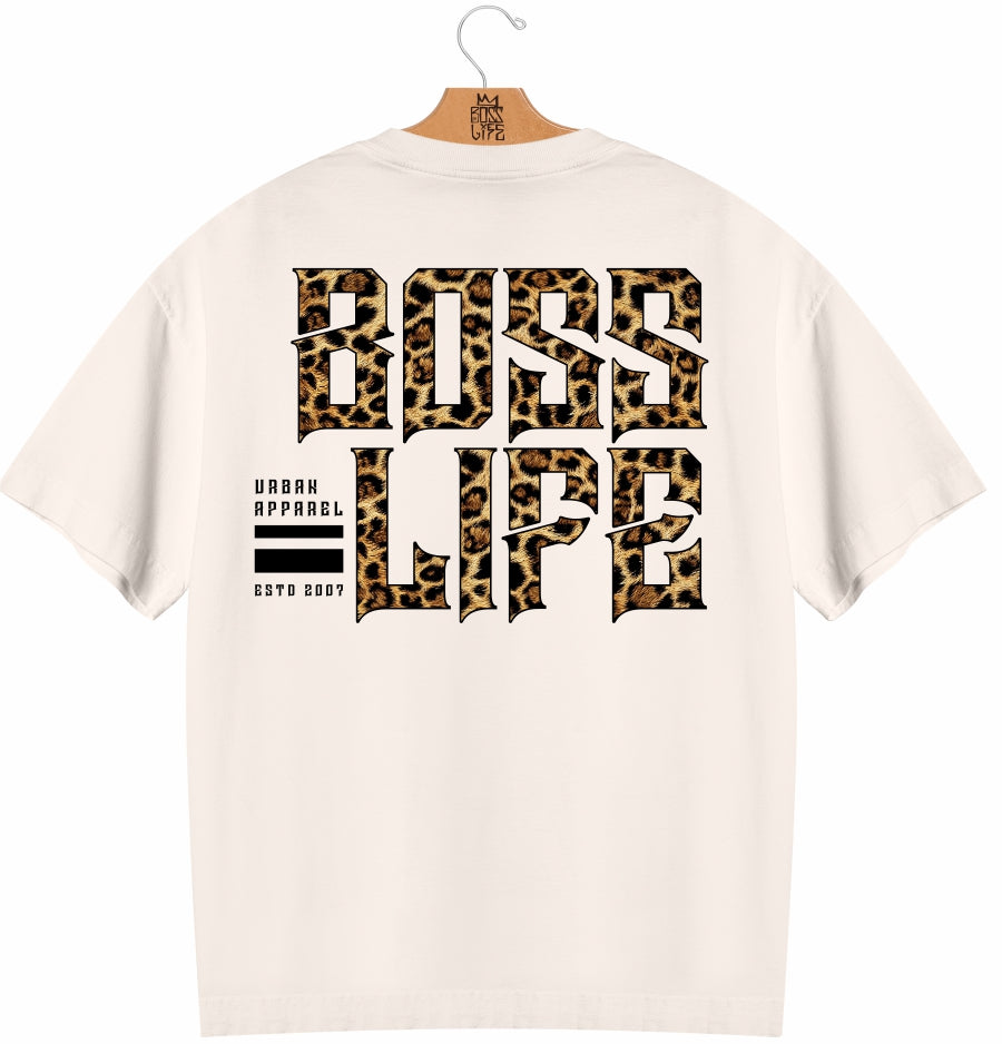 Camiseta Oversized Leopard Urban Boss Life off white - costas com lettering em textura de onça