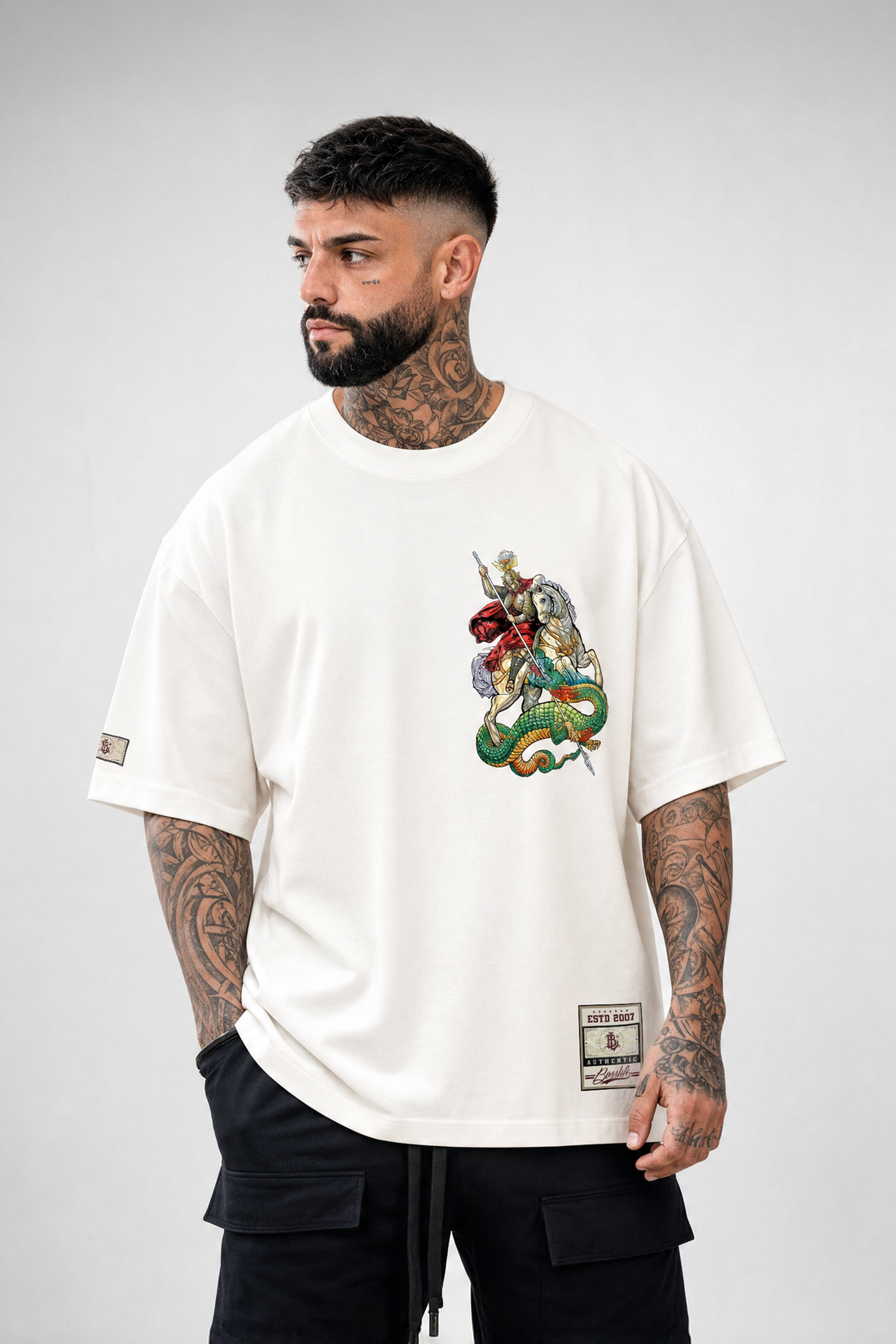 Camiseta Oversized São Jorge Bl Faith Frente e Costas
