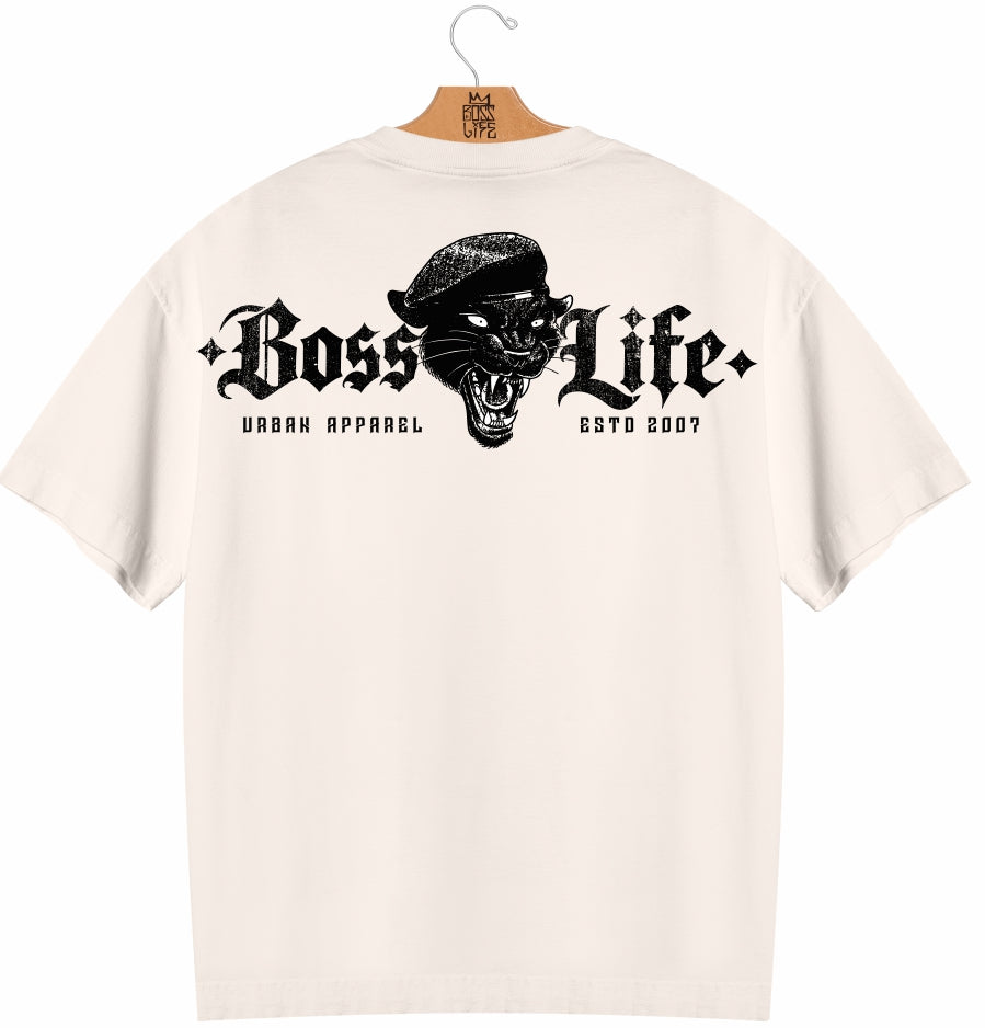 Camiseta Oversized Panther Urban Boss Life off white - costas com pantera e lettering gótico
