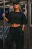 Camiseta cropped over feminina Premium Boss Life em vídeo na modelo