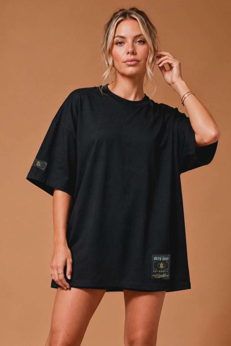 Camiseta oversized feminina Premium Boss Life - vídeo da peça em movimento