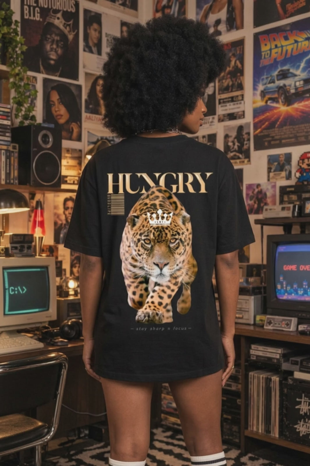Camiseta oversized feminina Hungry Panther Boss Life - vídeo