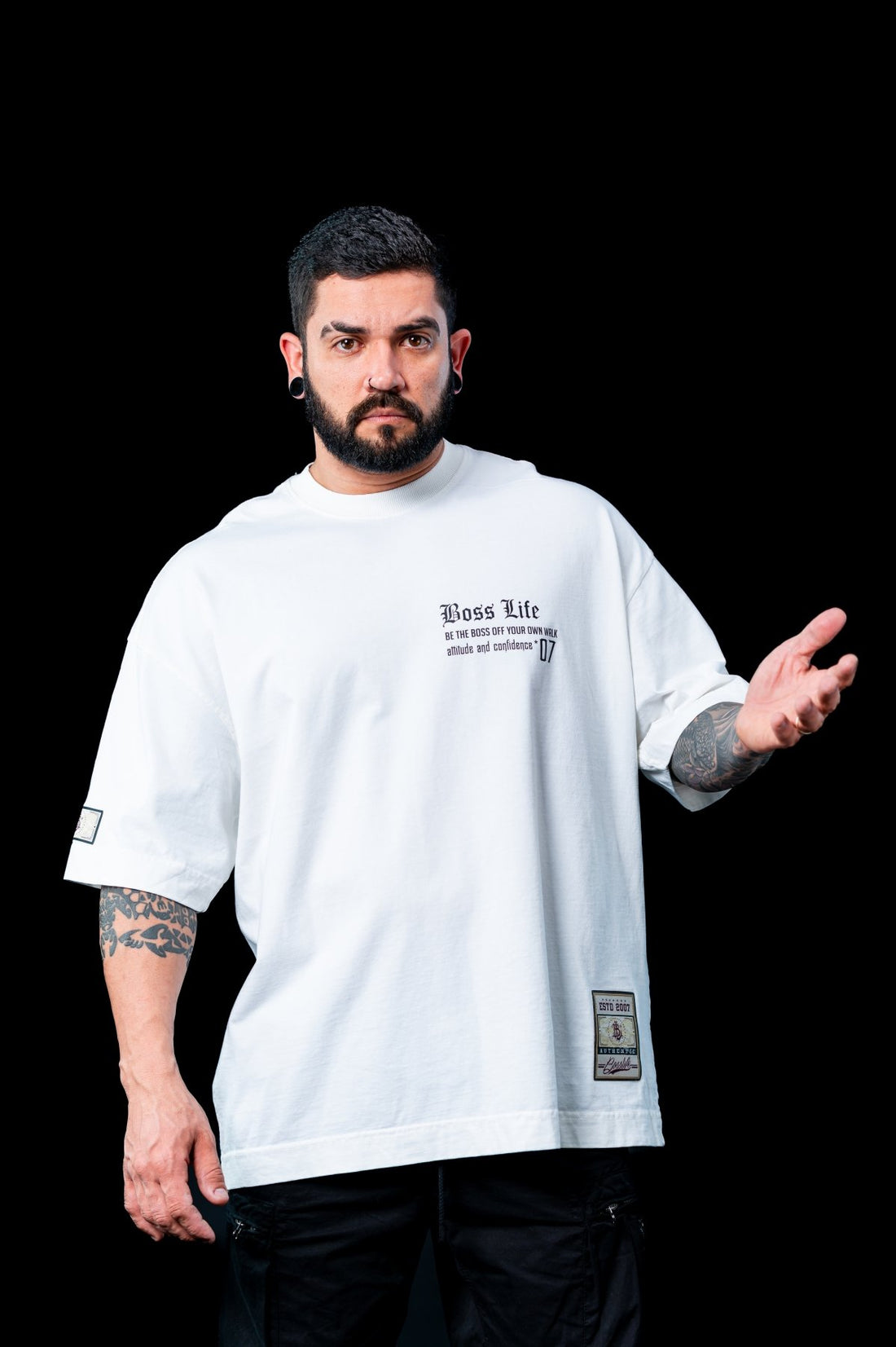 Camiseta Oversized Lettering Boss 07 Frente e Costas