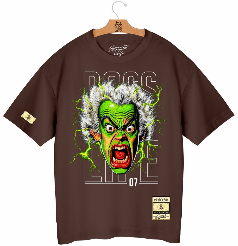 Camiseta Oversized Shock 07 Boss Life café com estampa frontal