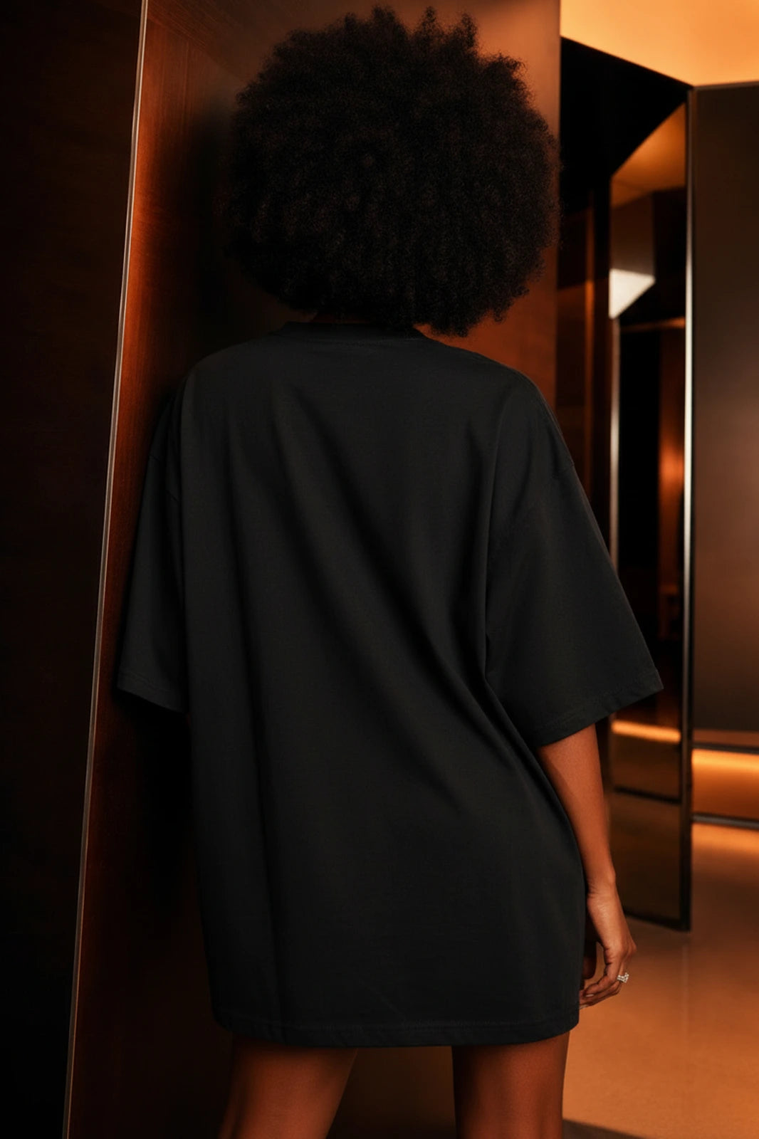 Camiseta oversized feminina Urso Cruz Boss Life preta - costas