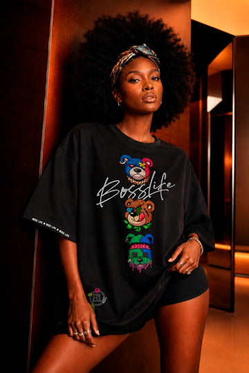 Camiseta oversized feminina Urso Cruz Boss Life preta - frente